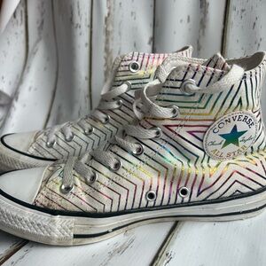 High top Converse Metallic Star shoes! Size 7